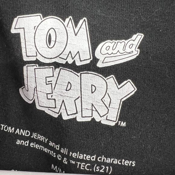 Tom and Jerry Crop Top Medium womens shirt graphic image black striped sleeves - Picture 4 of 7